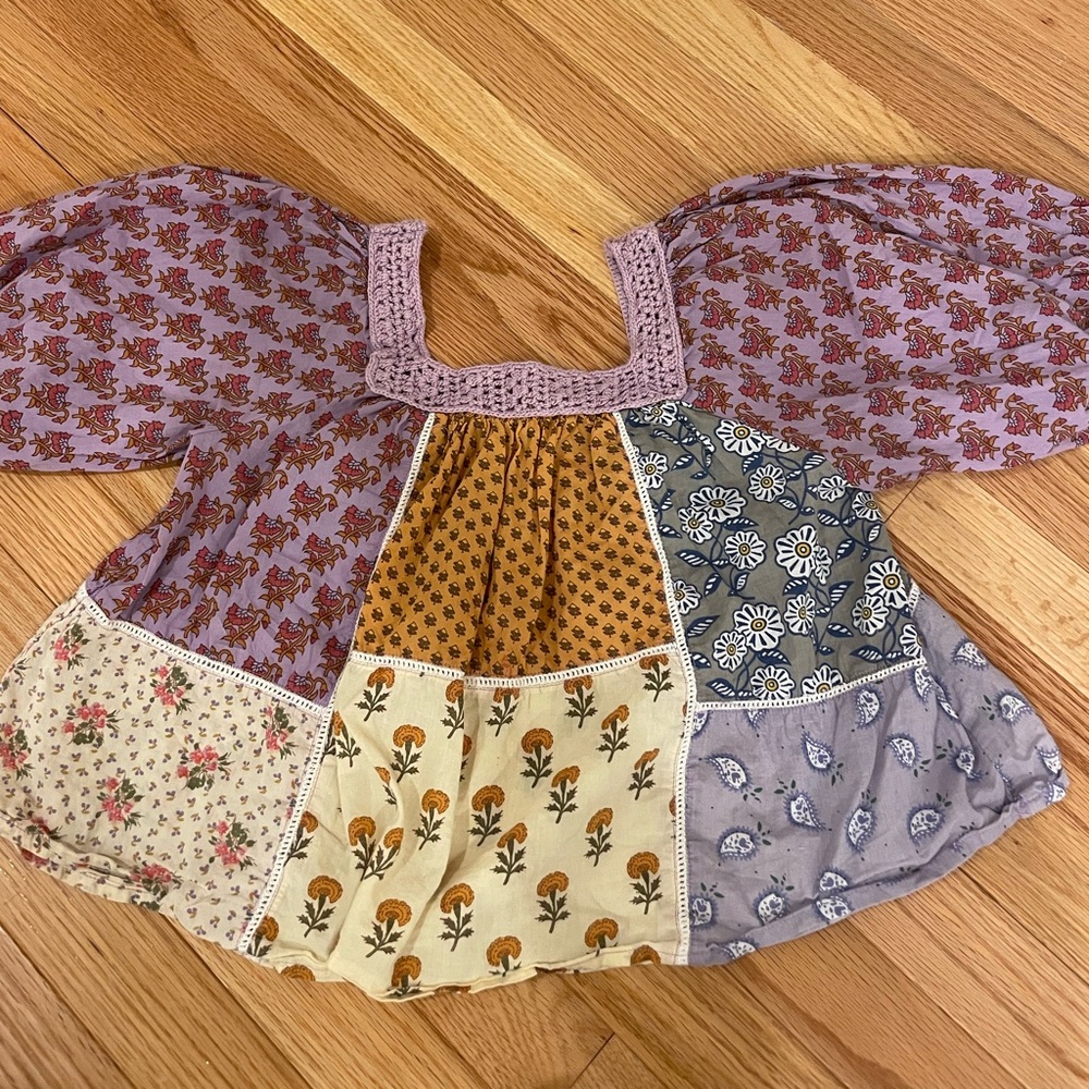 Discontinued Zara blouse size 11-12